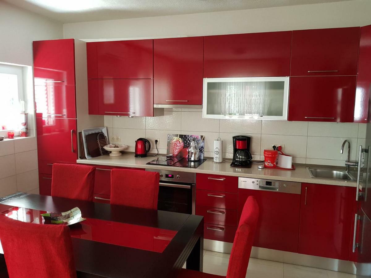 Krizanac Apartment *